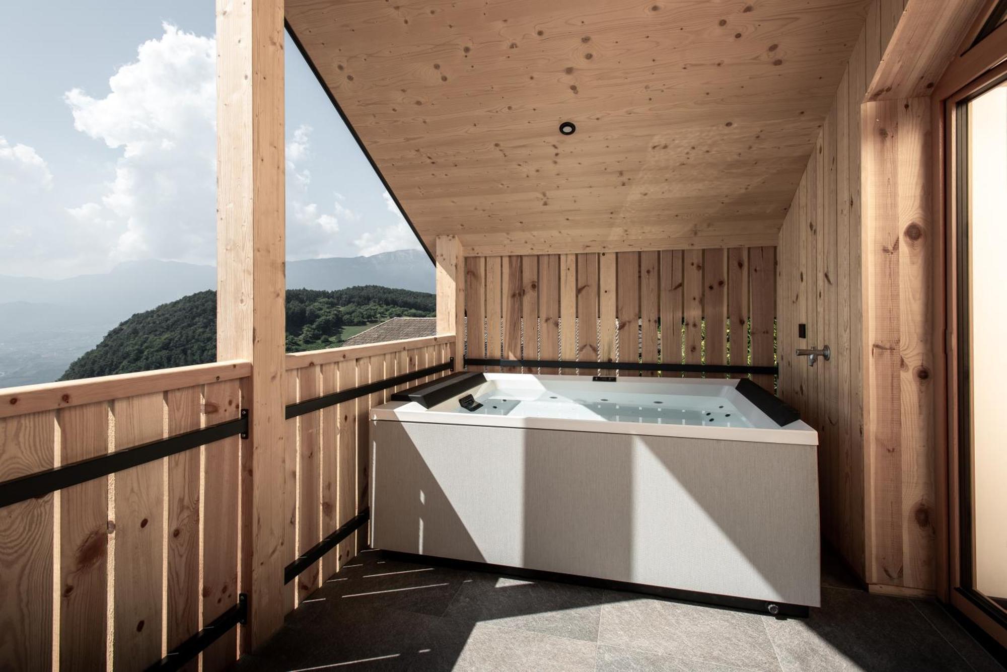 Noelani Natuerliches Waldidyll Appartement San Genesio Atesino Buitenkant foto