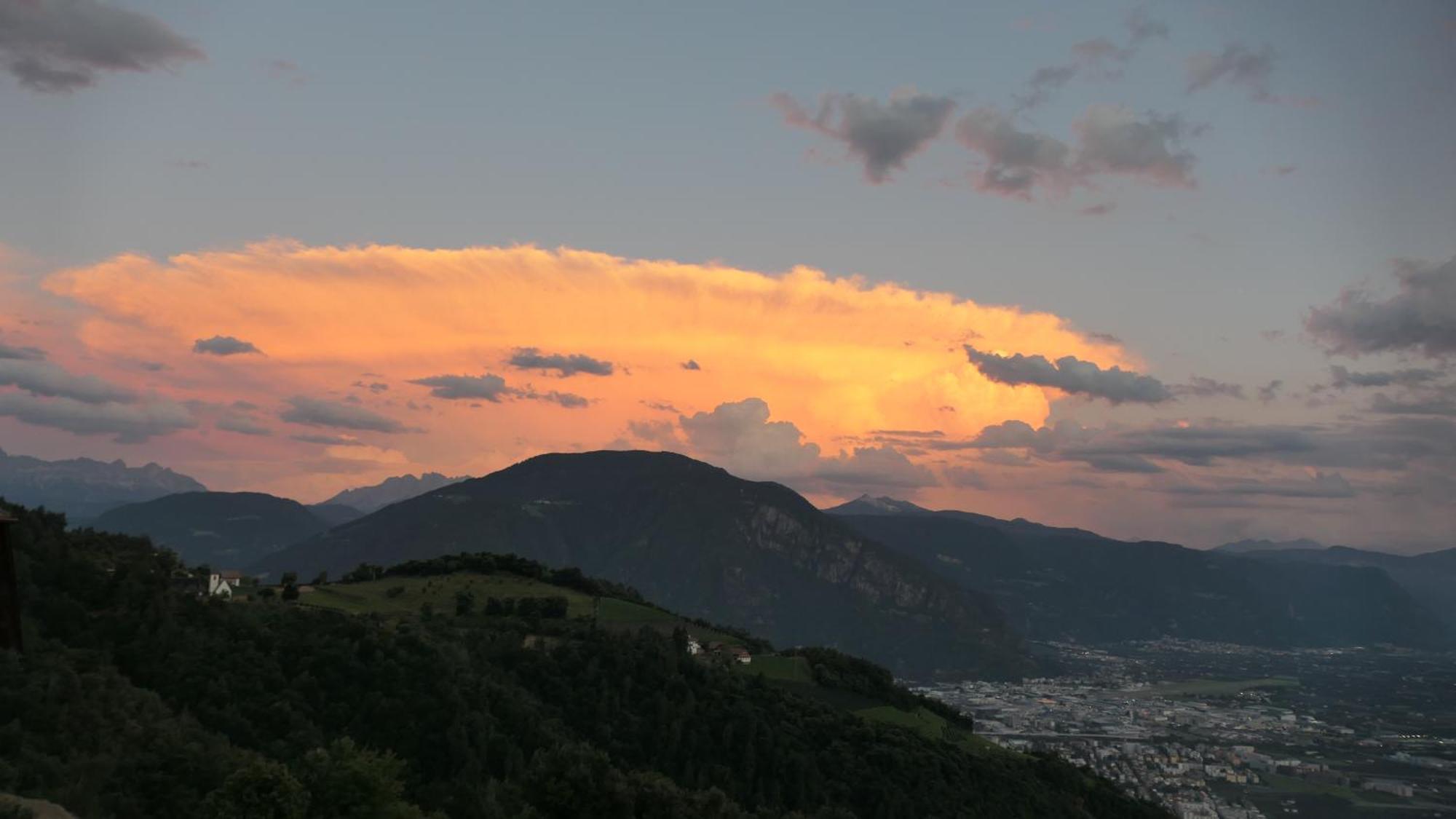 Noelani Natuerliches Waldidyll Appartement San Genesio Atesino Buitenkant foto
